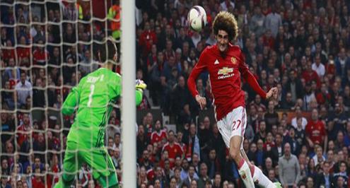 فيلايني يشتكي من المعاملة "الظالمة" في انجلترا